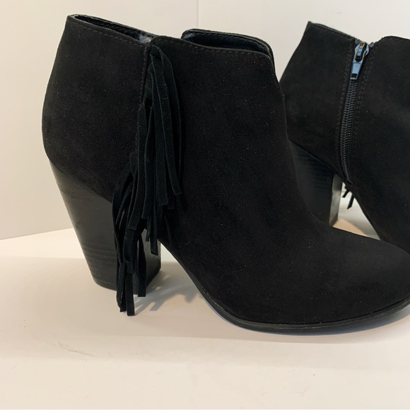 Carlos by Carlos Santana Black Suede Fringe Ankle Boots Size 8.5 - Picture 4 of 9